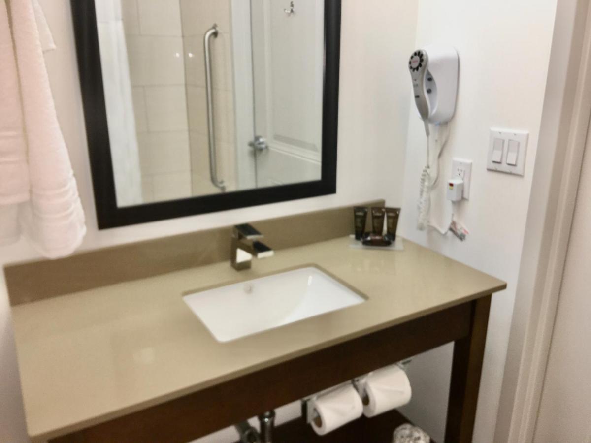 Wingate By Wyndham Jfk Airport, Far Rockaway Ny Hotell New York Eksteriør bilde